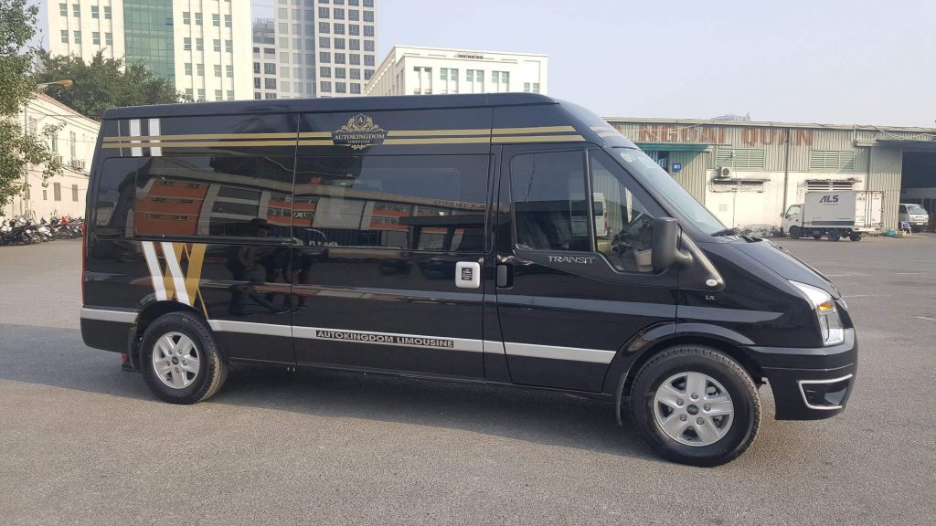 cho thuê xe Ford Transit Limousine Bình Dương